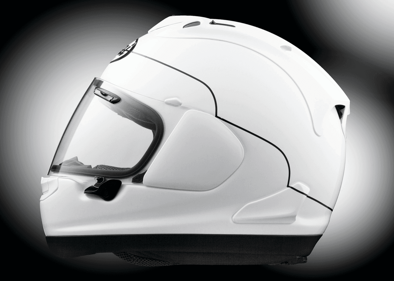 ARAI QUANTUM-X WHITE HELMET 3
