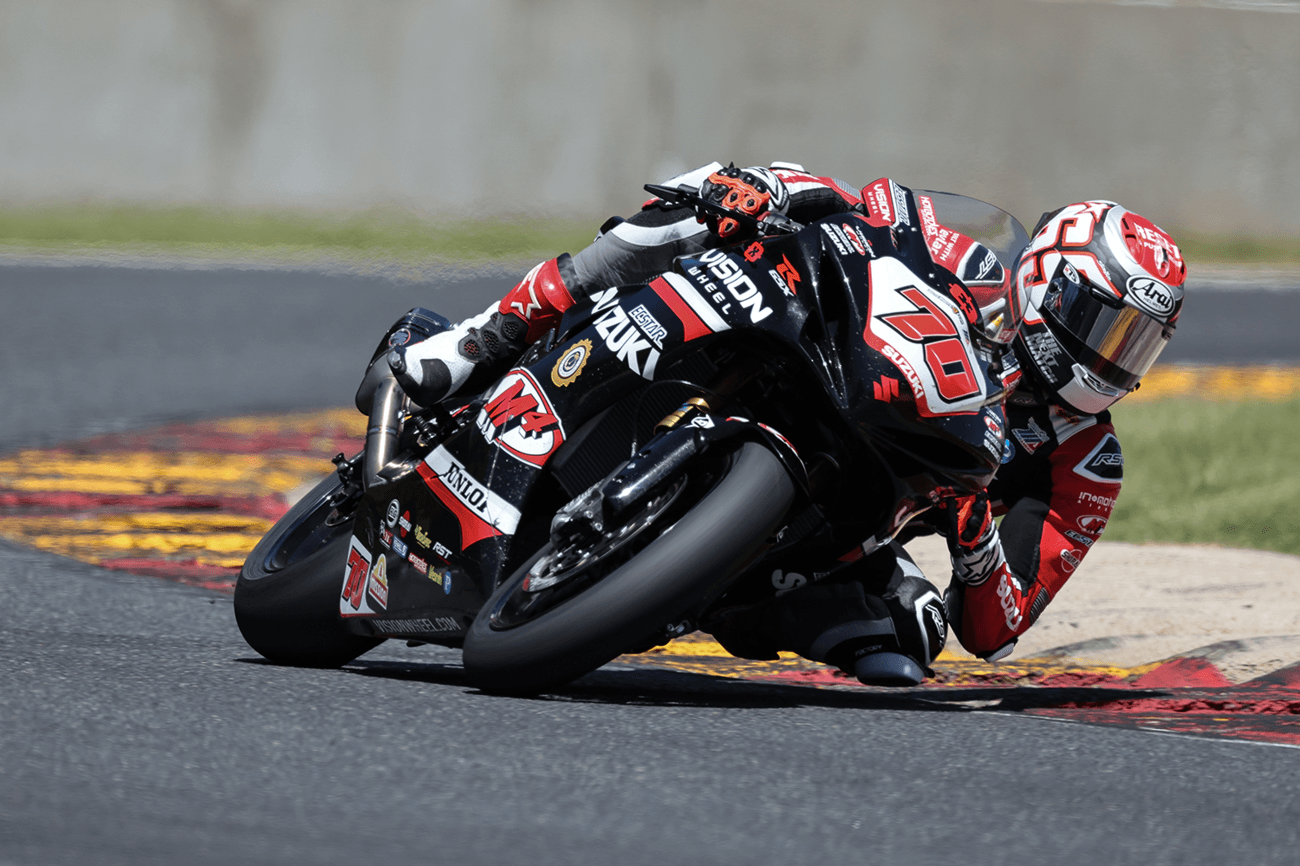 ARAI COR-X NICKY RESET HELMET 3